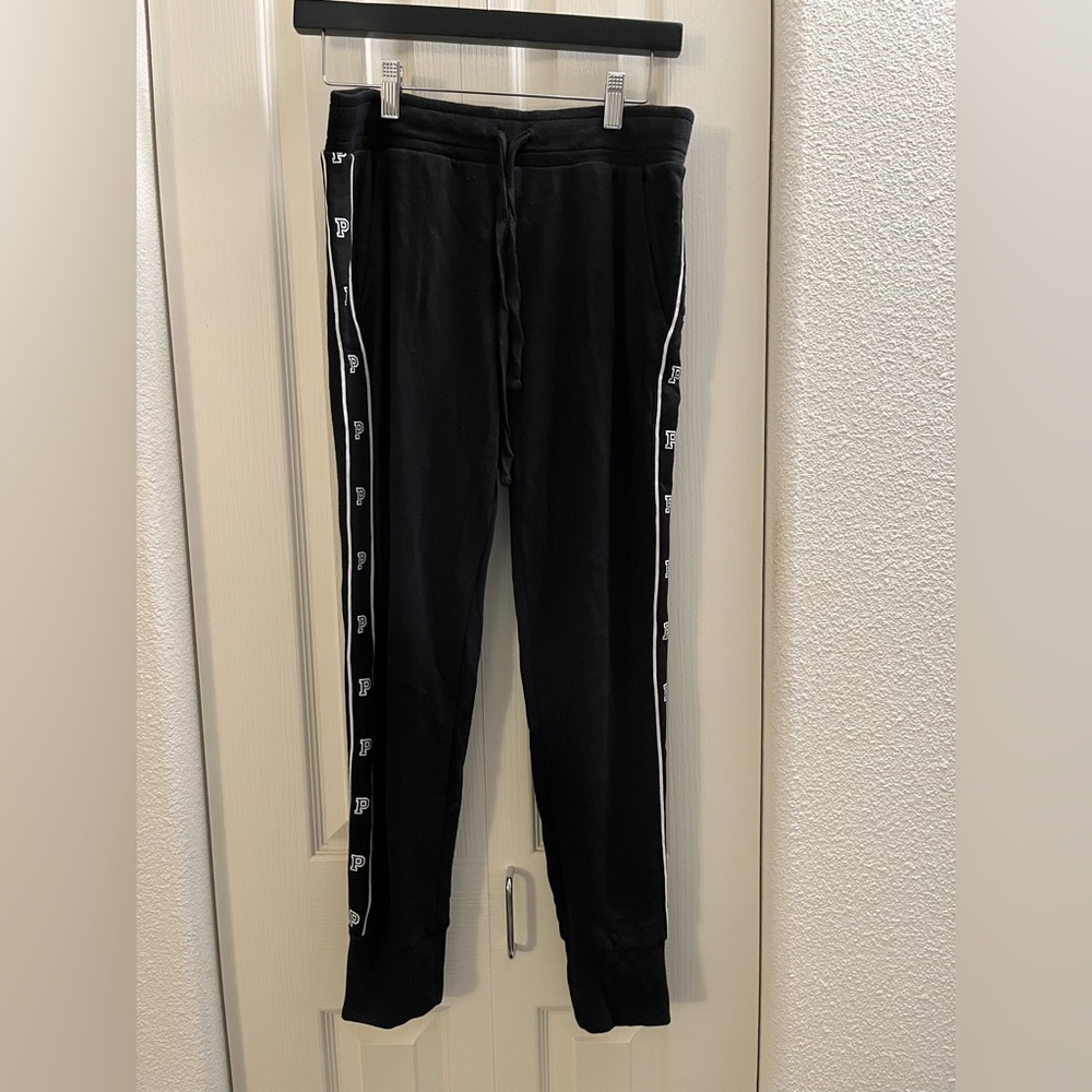 ***SOLD***Victoria Secret PINK Fleece Joggers